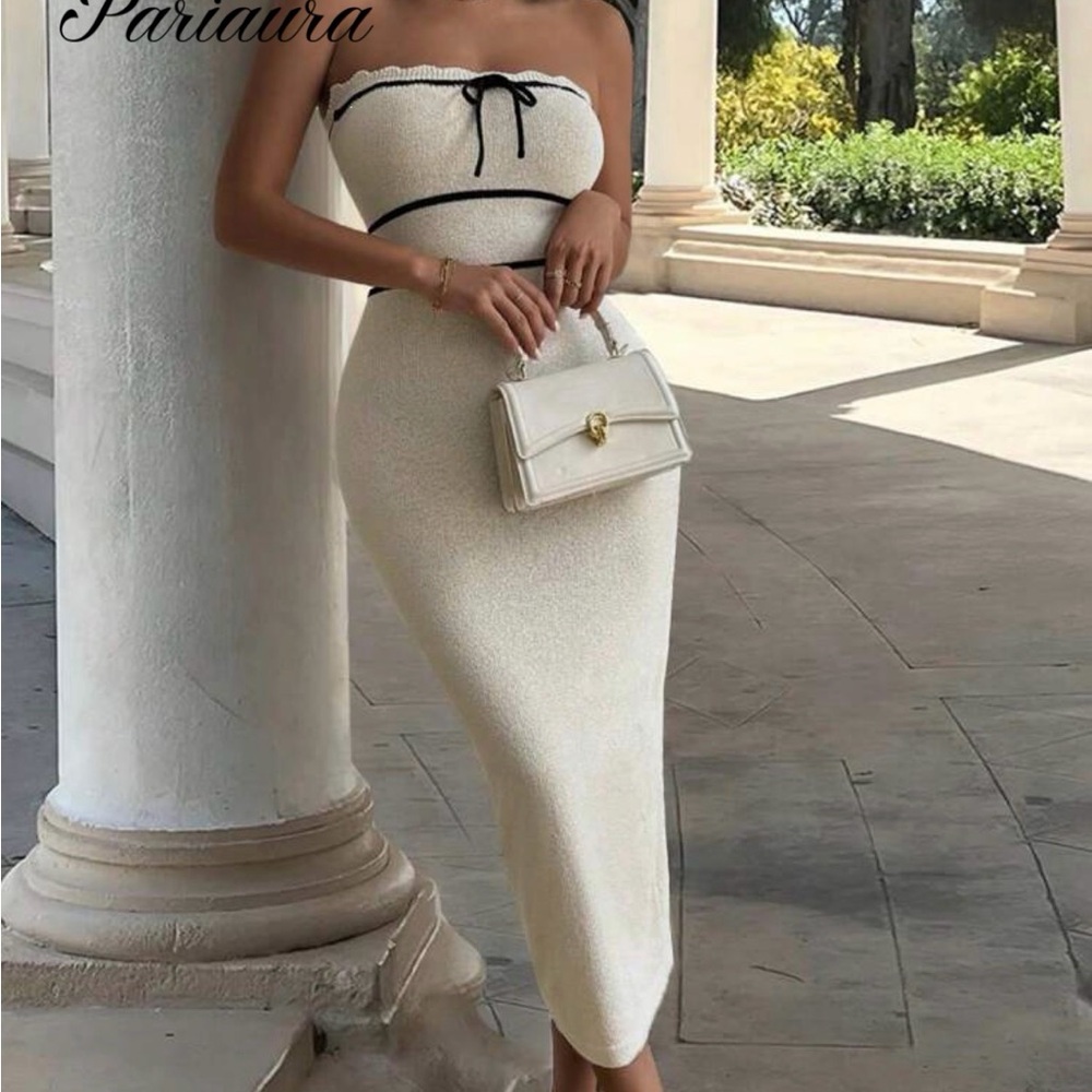 Elegant Cream Strapless Dress with Bow Detail